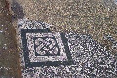 Solomons knot mosaic on floor of synagogue, Ostia Antica