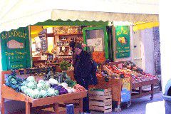 Fruit shopping in Arles