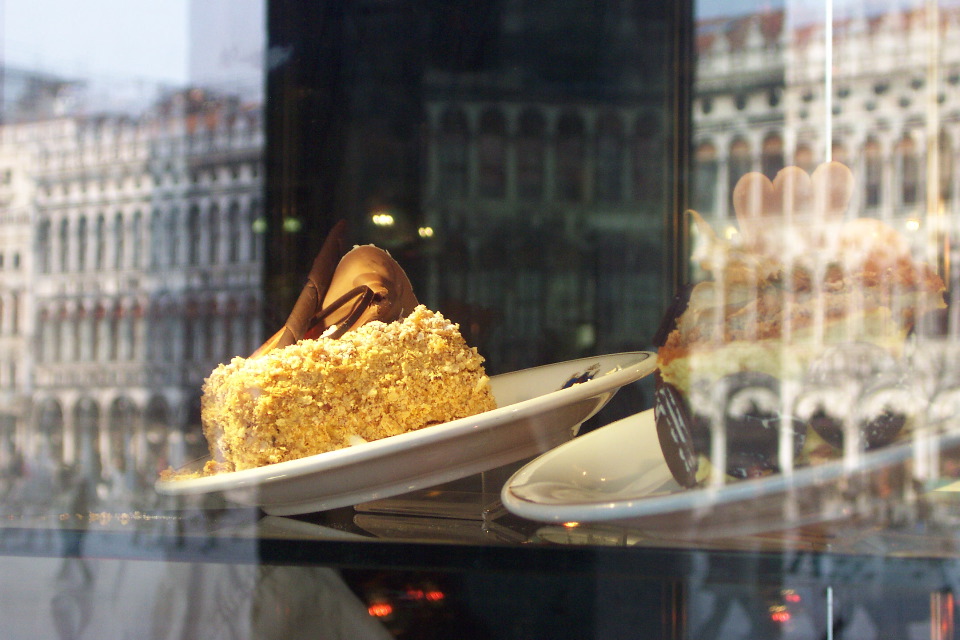 Window Shopping at Florians Cafe, San Marco Piazza, Venice