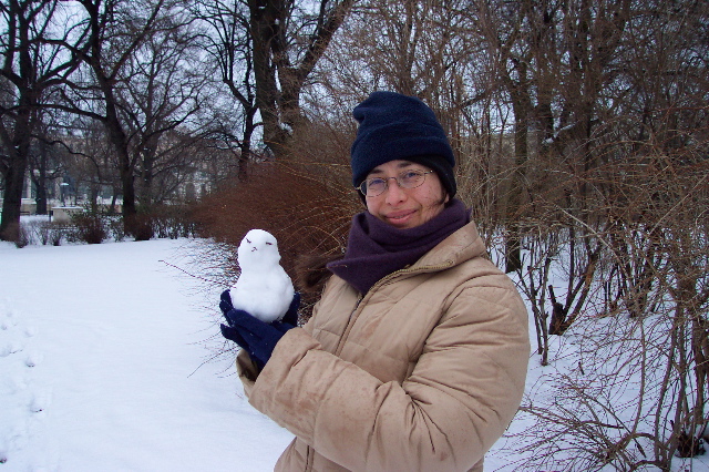 Shirley's first snowman